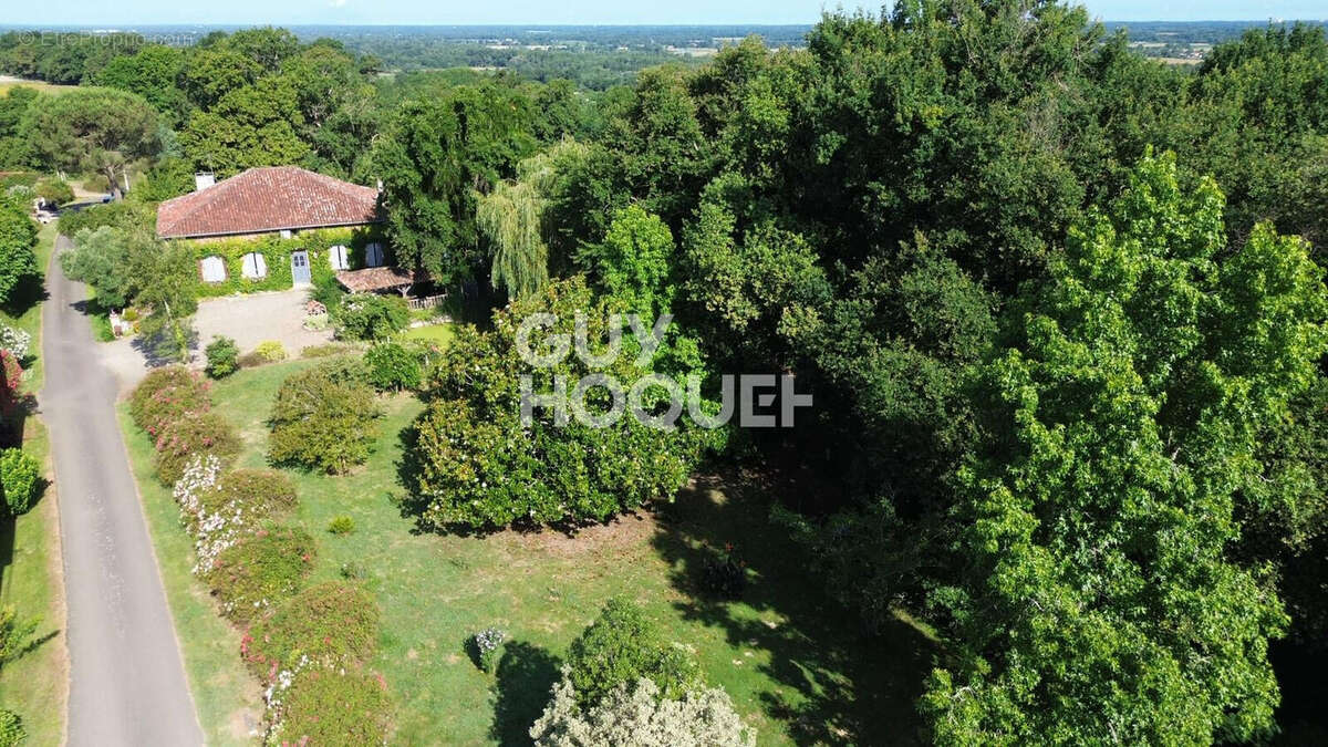 Maison à MONTGAILLARD