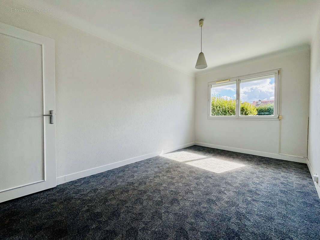 Maison à SARTROUVILLE