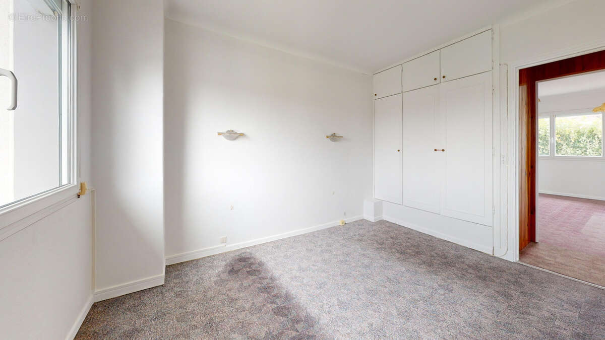 Maison à SARTROUVILLE