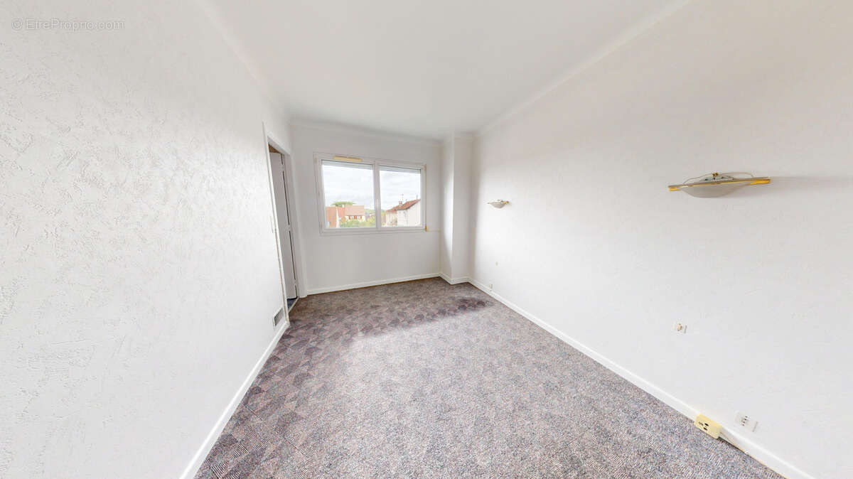 Maison à SARTROUVILLE