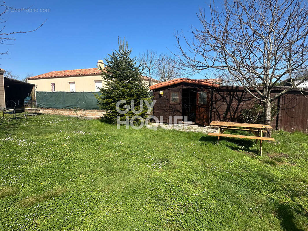 Maison à FONTENAY-LE-COMTE