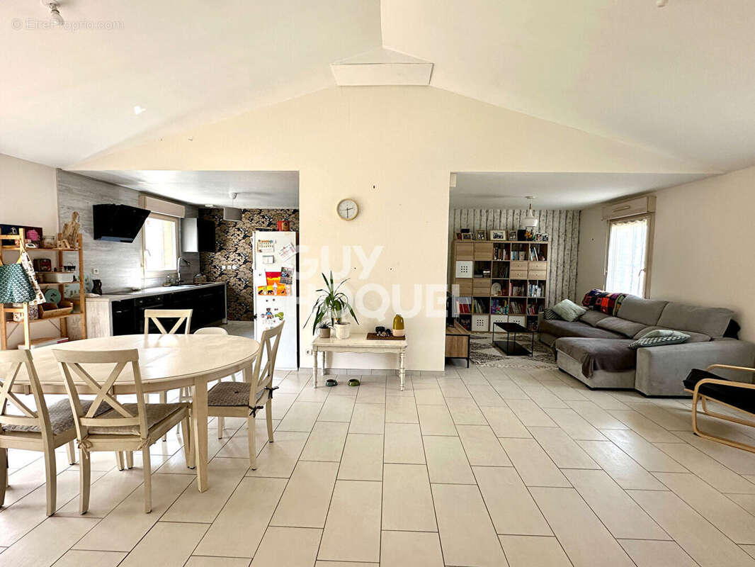 Maison à FONTENAY-LE-COMTE