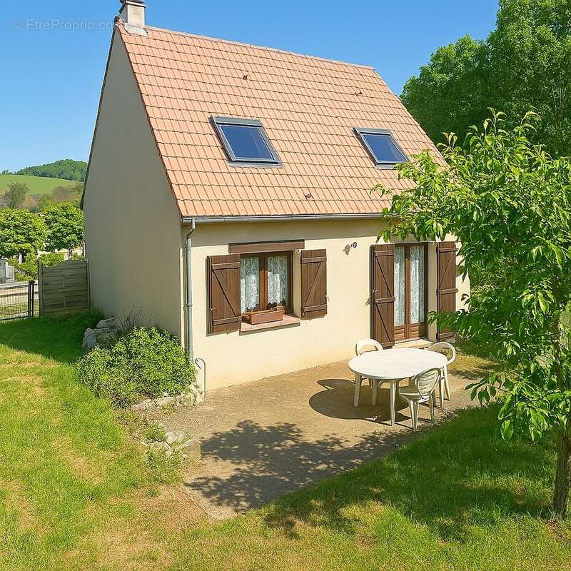 Maison à AMBLAINVILLE