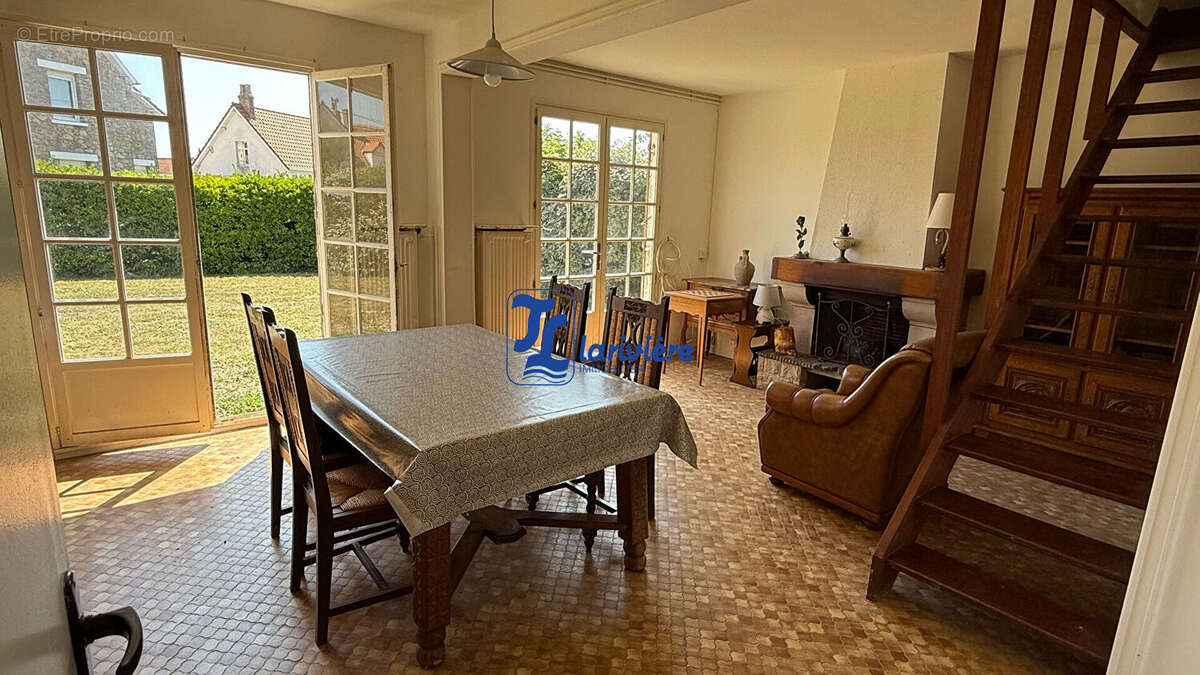 Maison à AUDRESSELLES