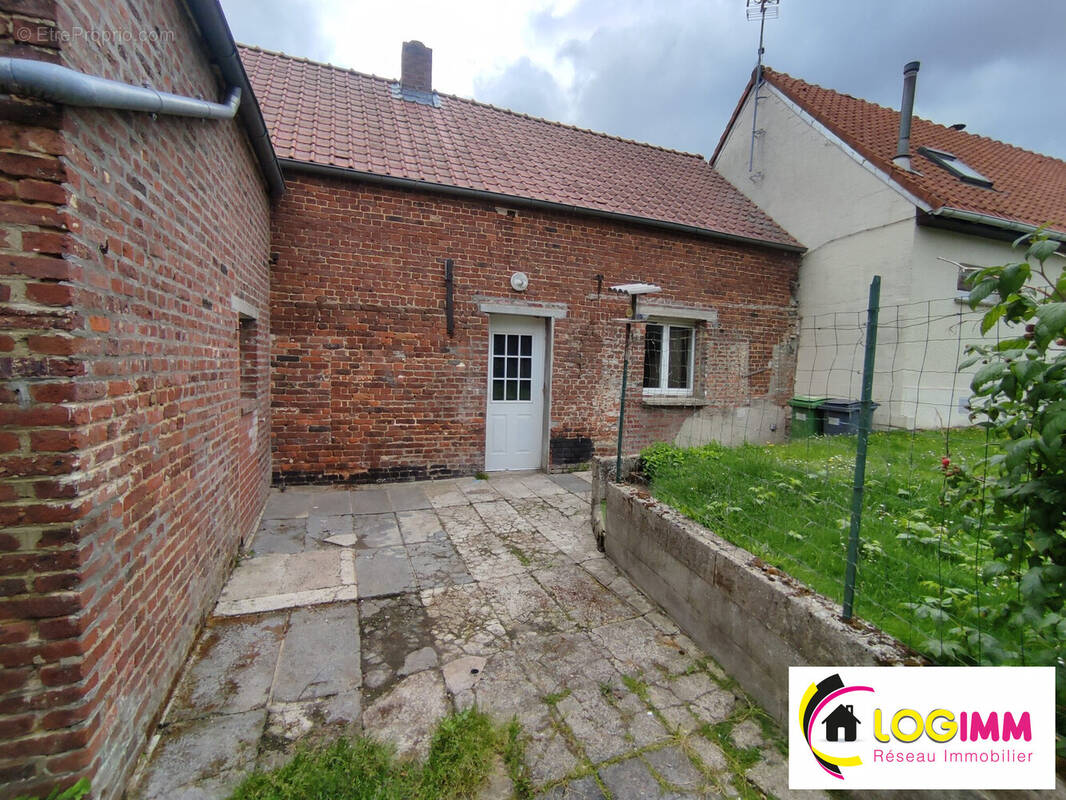 Maison à POIX-DU-NORD