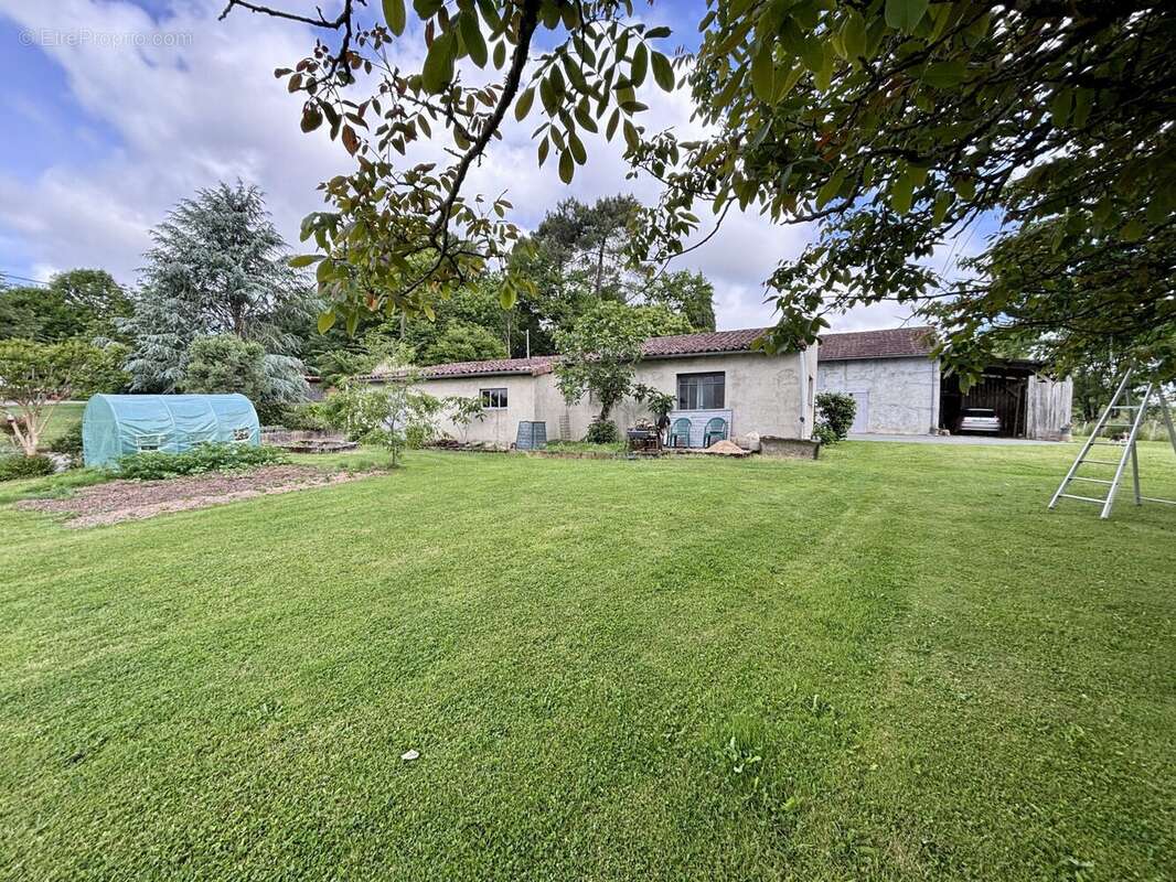 Maison à SAINT-JORY-DE-CHALAIS