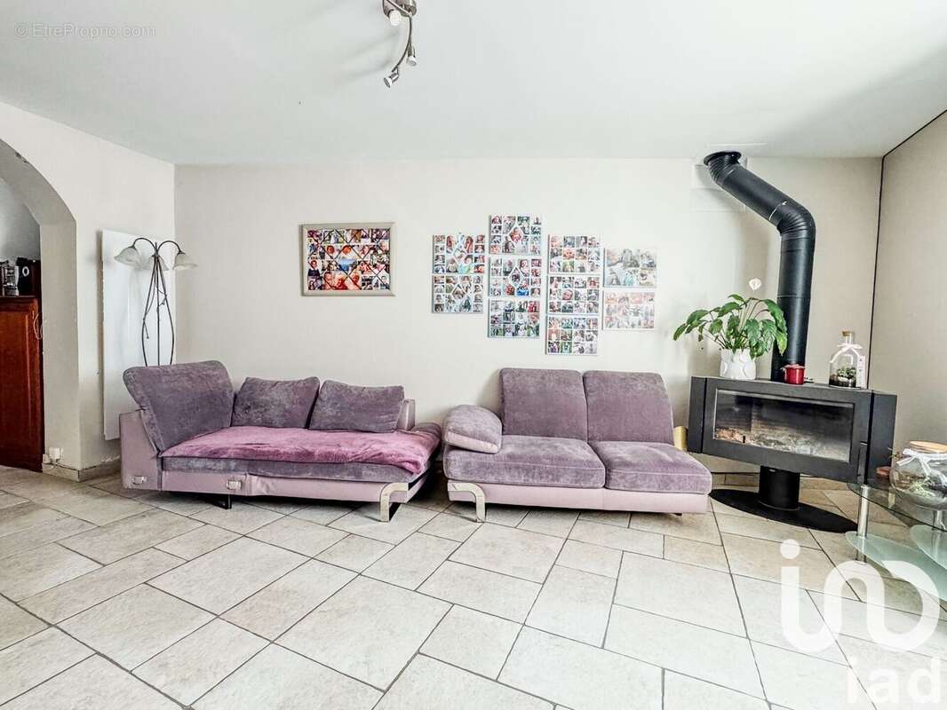 Photo 3 - Maison à VILLENEUVE-LE-COMTE