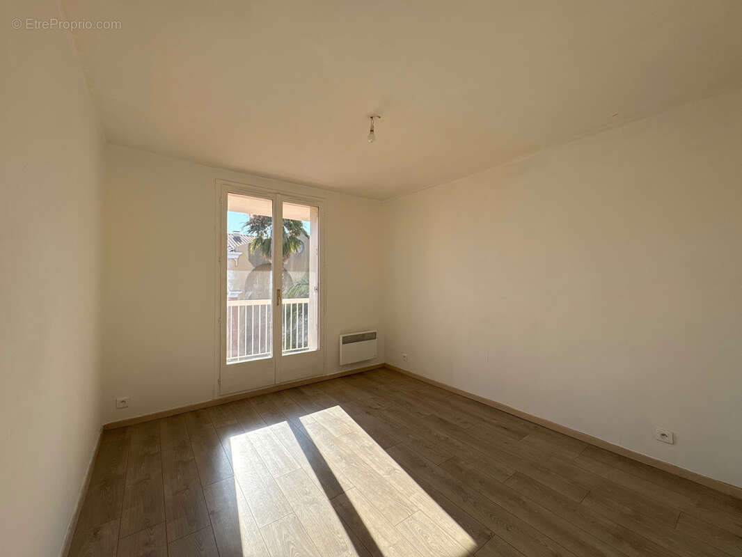 Appartement à HYERES