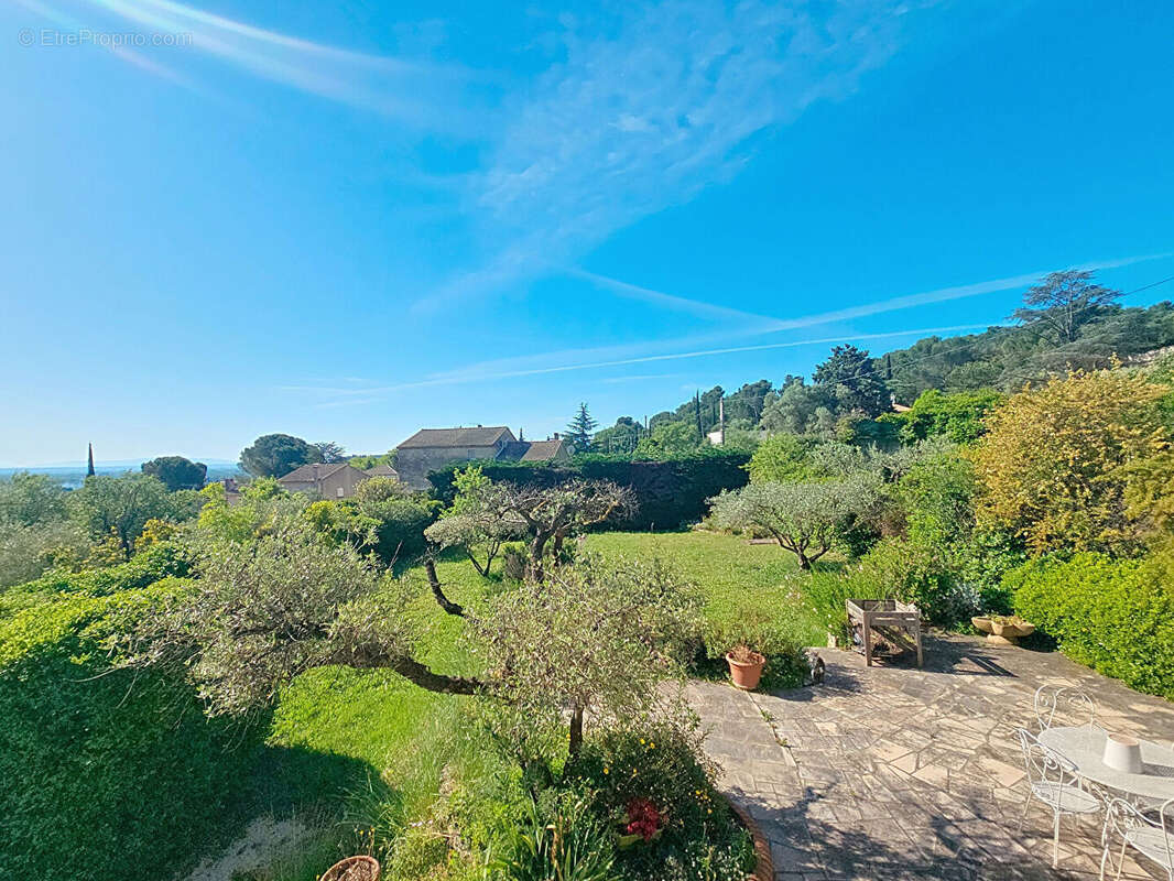 Maison à VILLENEUVE-LES-AVIGNON