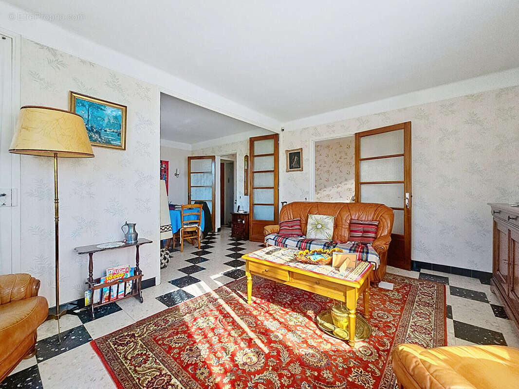 Maison à VILLENEUVE-LES-AVIGNON