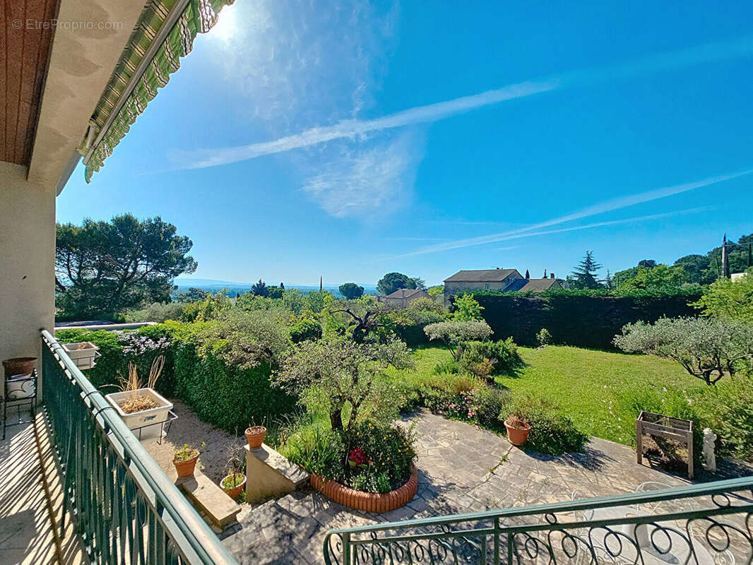 Maison à VILLENEUVE-LES-AVIGNON