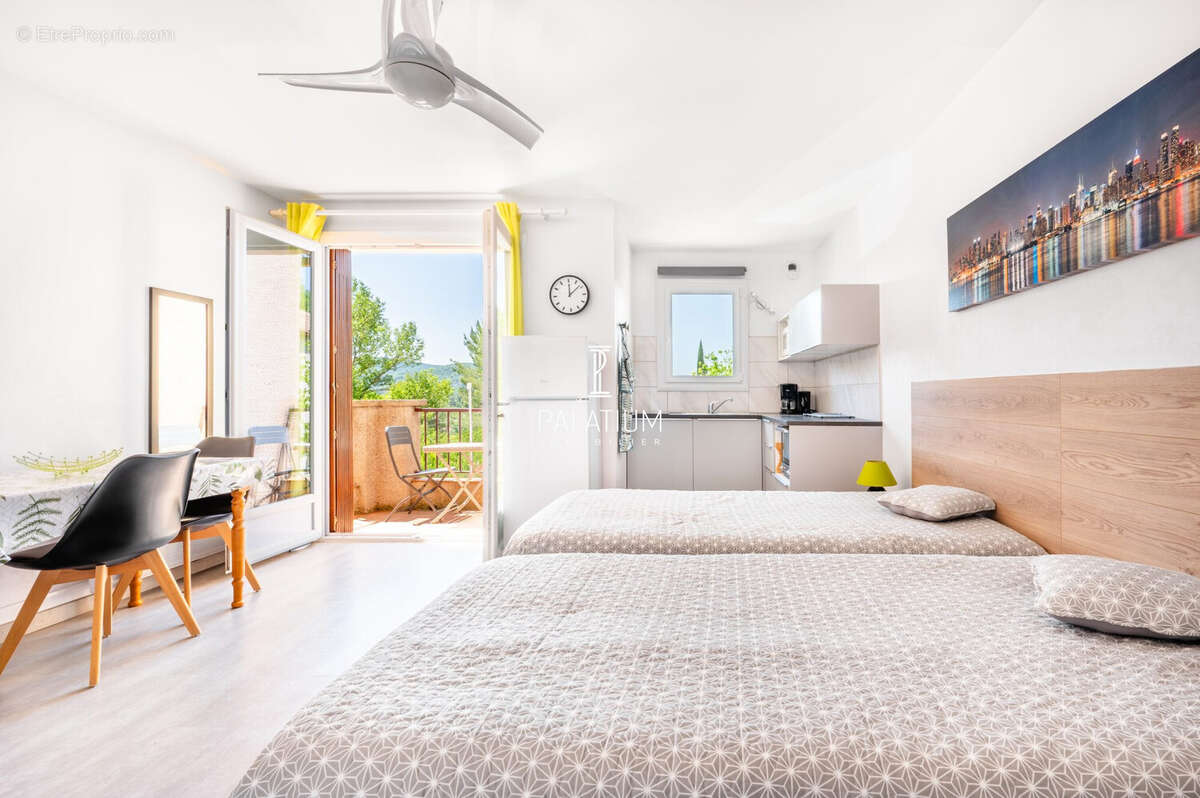 Appartement à GREOUX-LES-BAINS