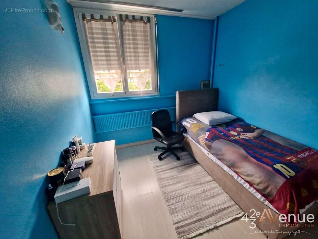 Appartement à SAINT-ETIENNE