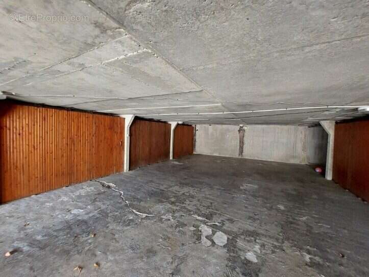 Appartement à DONVILLE-LES-BAINS