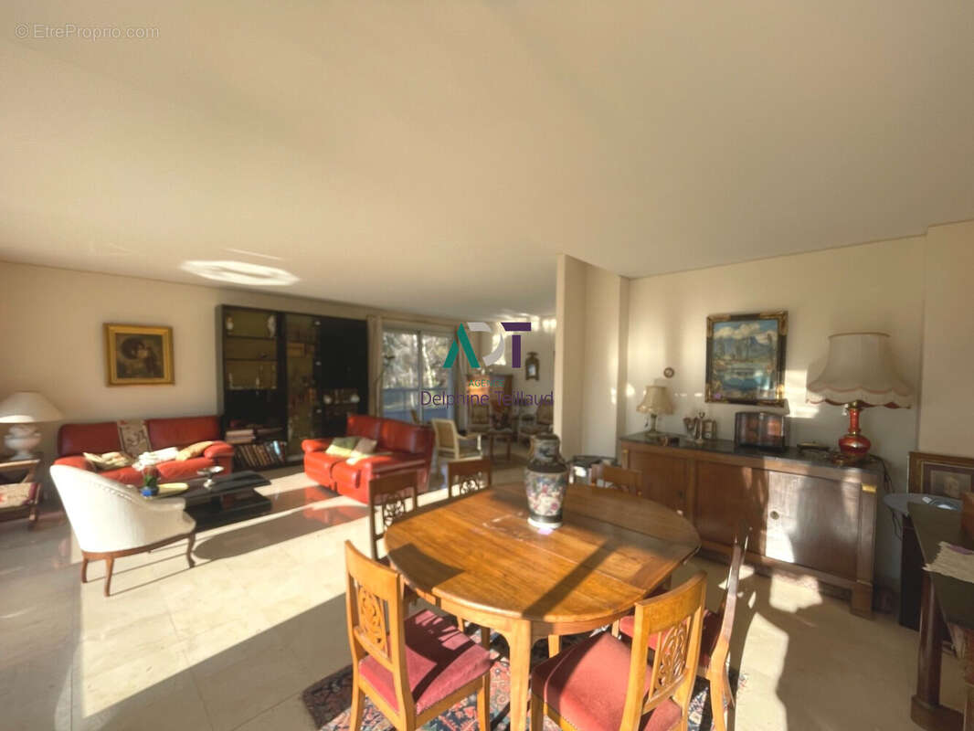 Appartement à MEYLAN