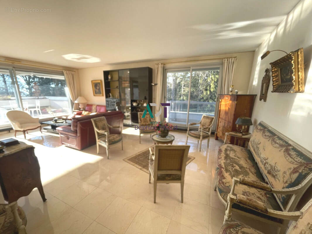 Appartement à MEYLAN