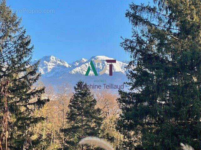 Appartement à MEYLAN