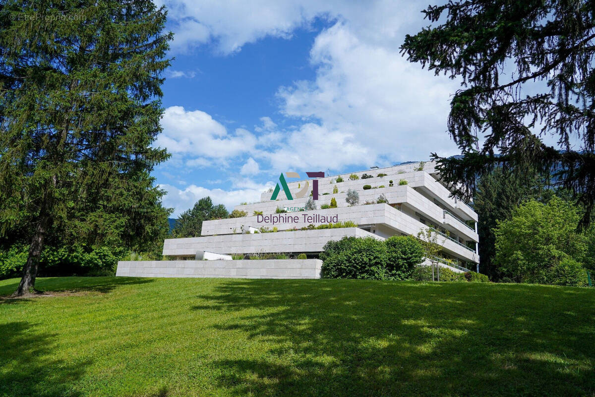 Appartement à MEYLAN