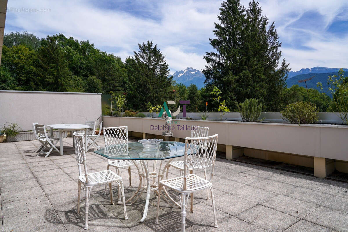 Appartement à MEYLAN