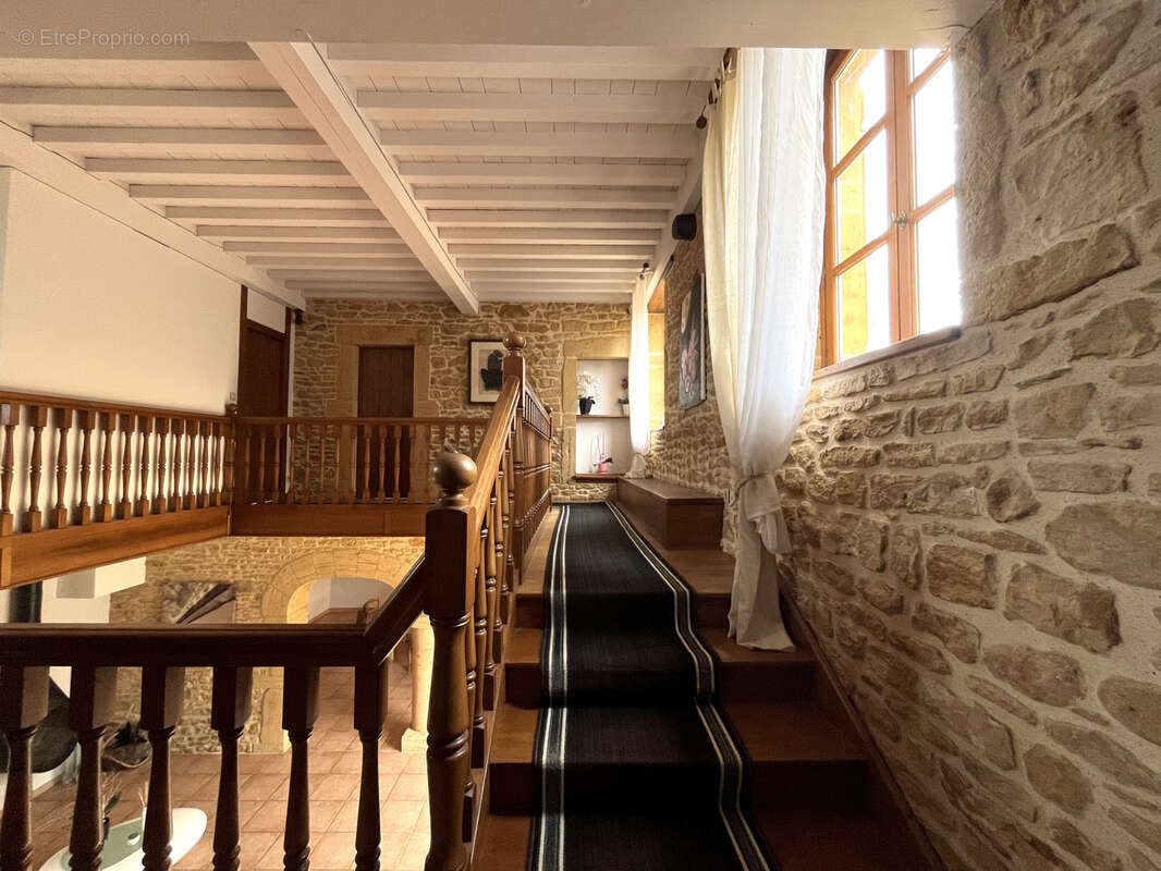 Maison à SAINT-GERMAIN-SUR-L&#039;ARBRESLE