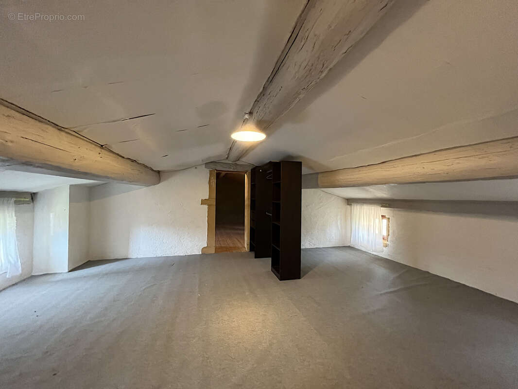 Maison à SAINT-GERMAIN-SUR-L&#039;ARBRESLE