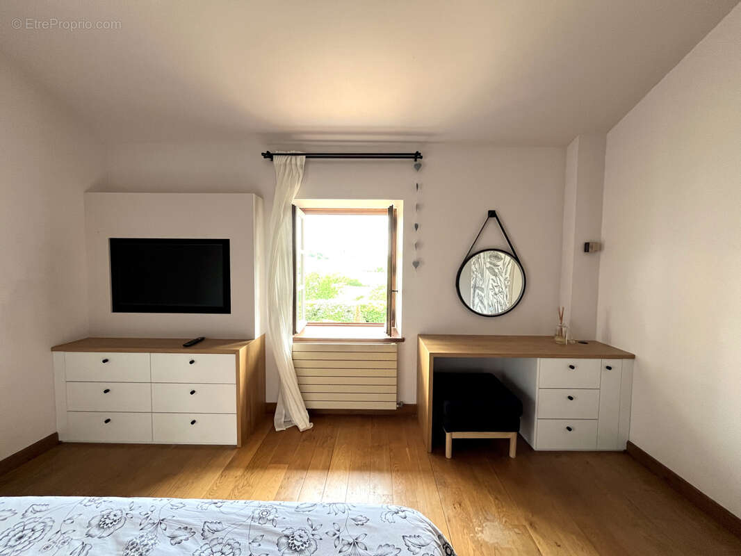 Maison à SAINT-GERMAIN-SUR-L&#039;ARBRESLE