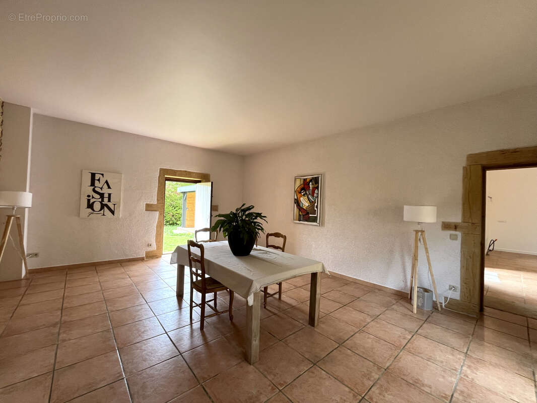 Maison à SAINT-GERMAIN-SUR-L&#039;ARBRESLE