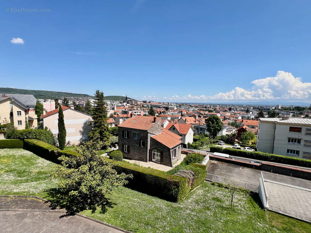Appartement à CLERMONT-FERRAND