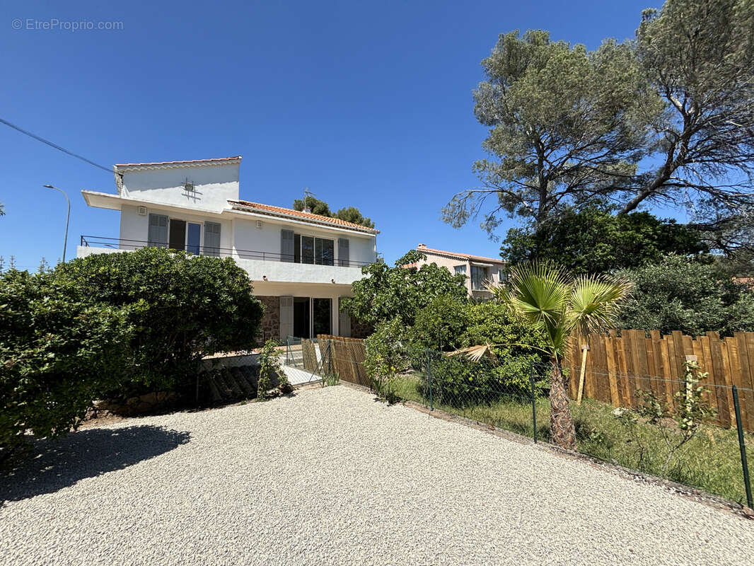 Appartement à SAINT-RAPHAEL