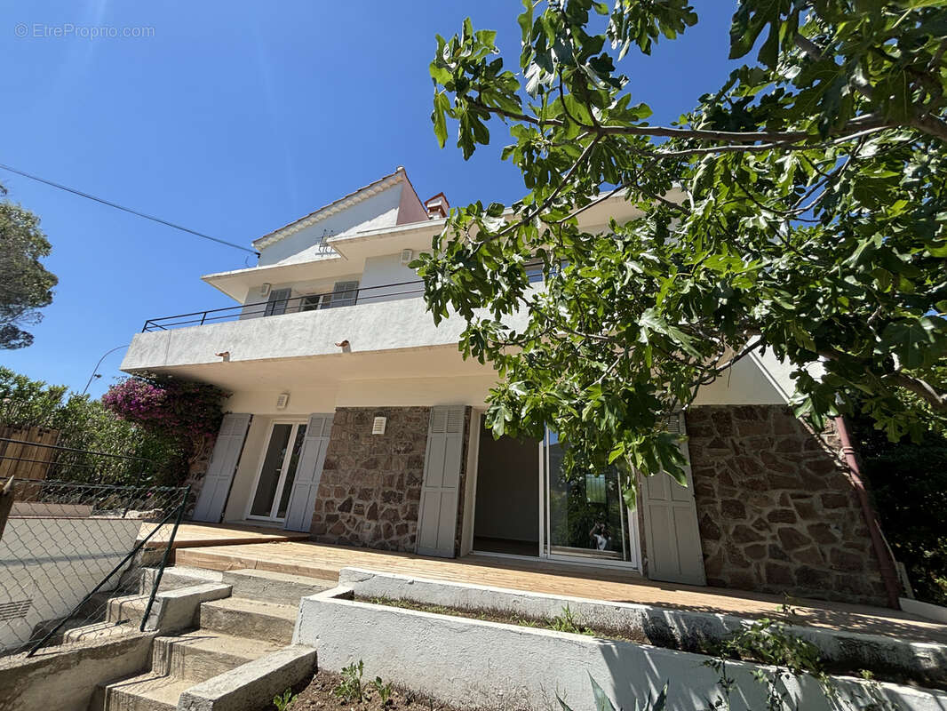 Appartement à SAINT-RAPHAEL