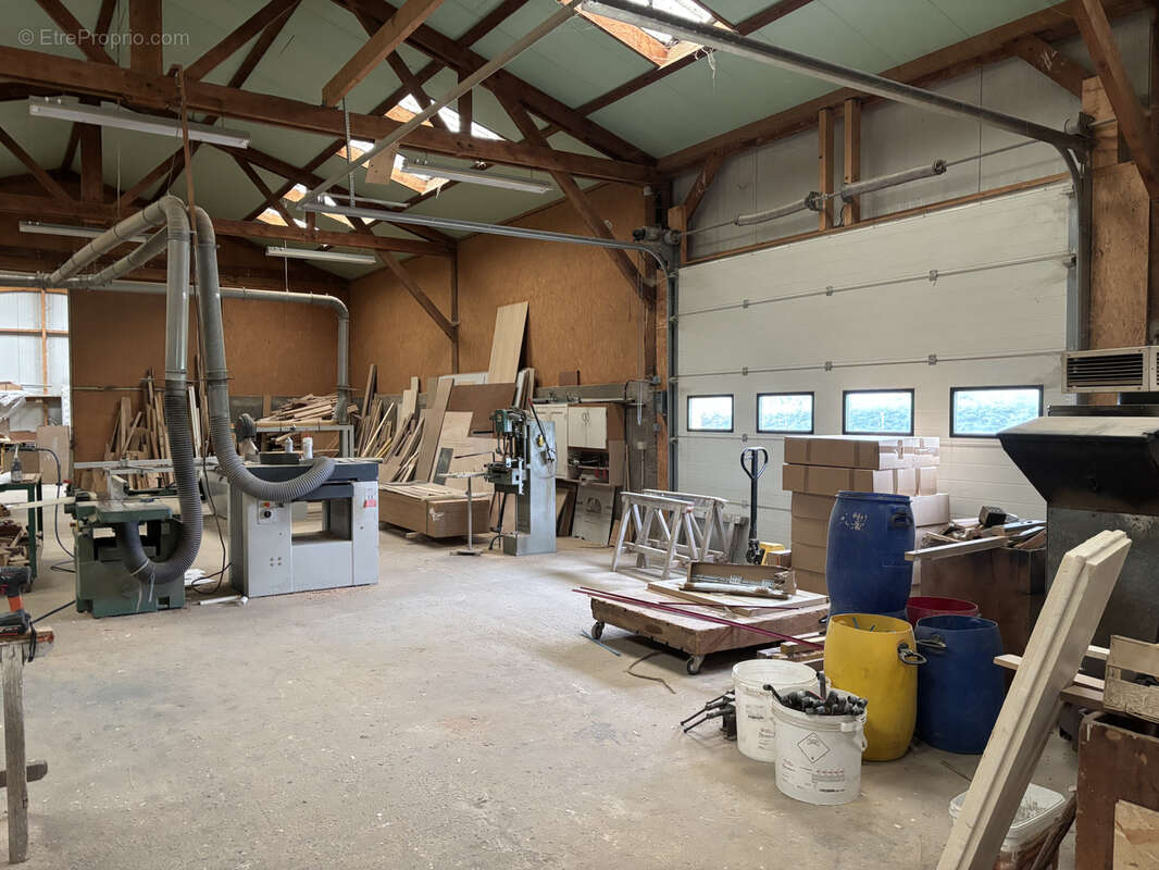 Autre à LE MELE-SUR-SARTHE