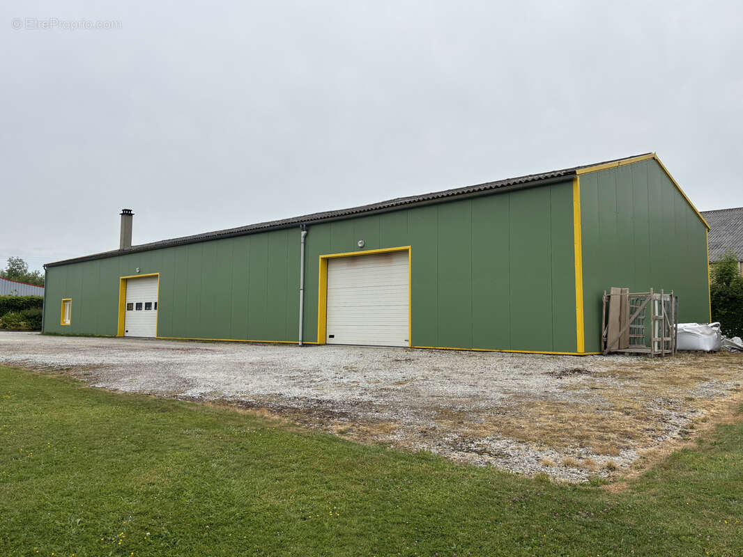 Autre à LE MELE-SUR-SARTHE