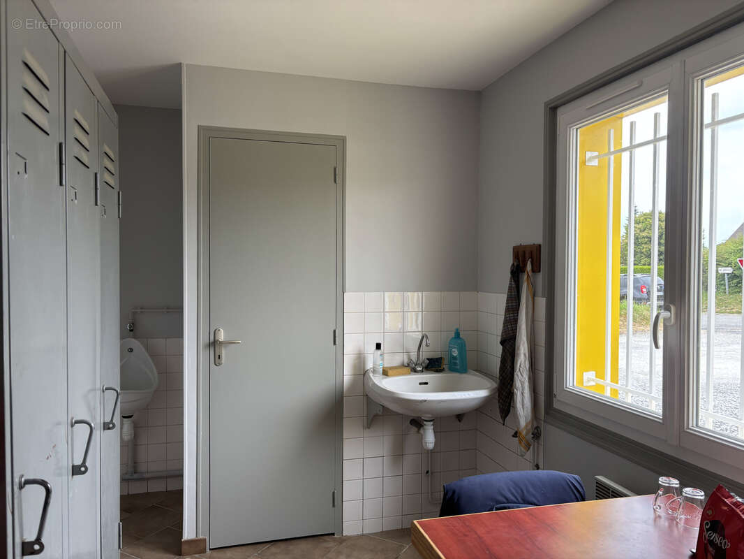 Autre à LE MELE-SUR-SARTHE