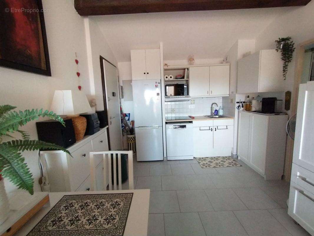Appartement à LES ISSAMBRES