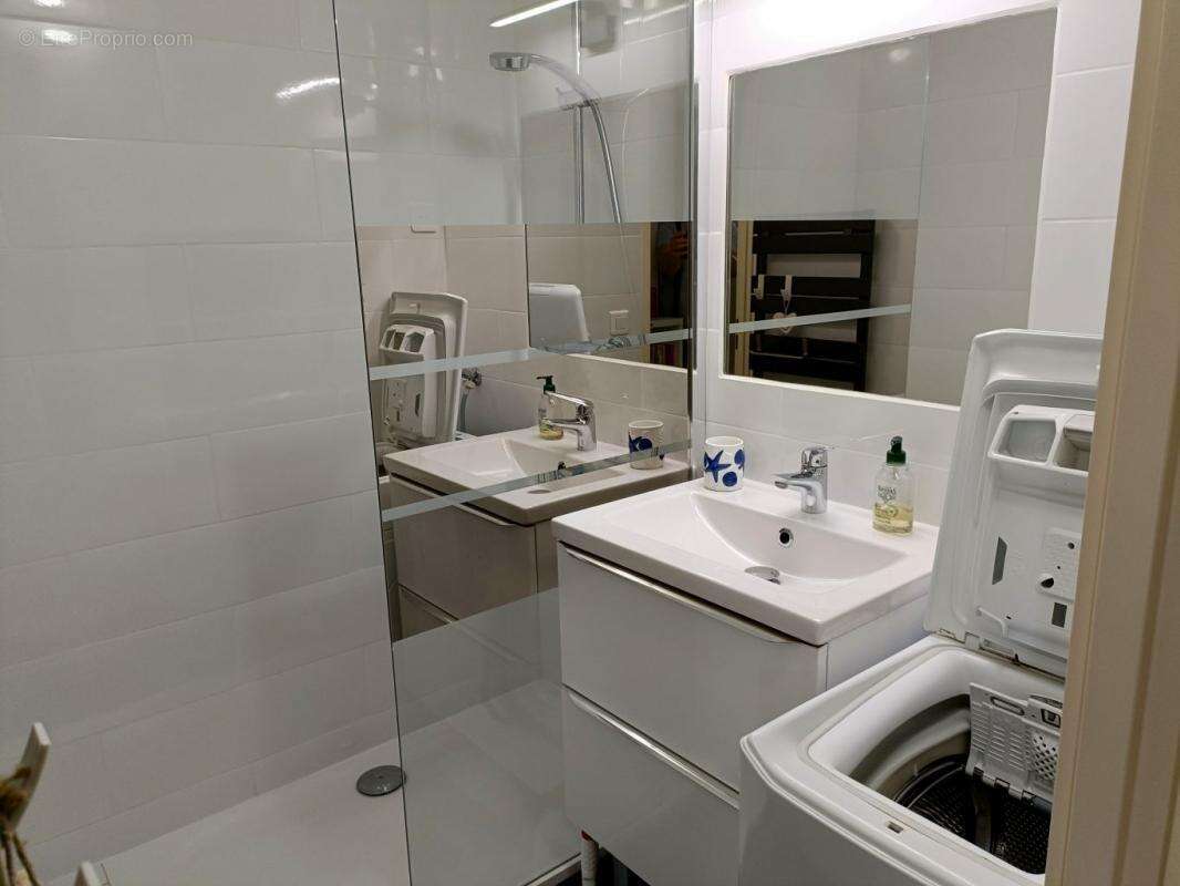 Appartement à LES ISSAMBRES