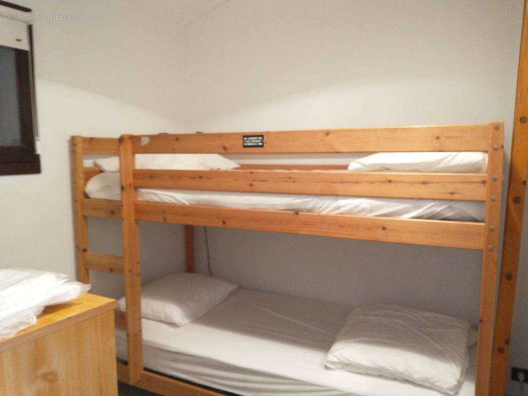 Appartement à LES ISSAMBRES