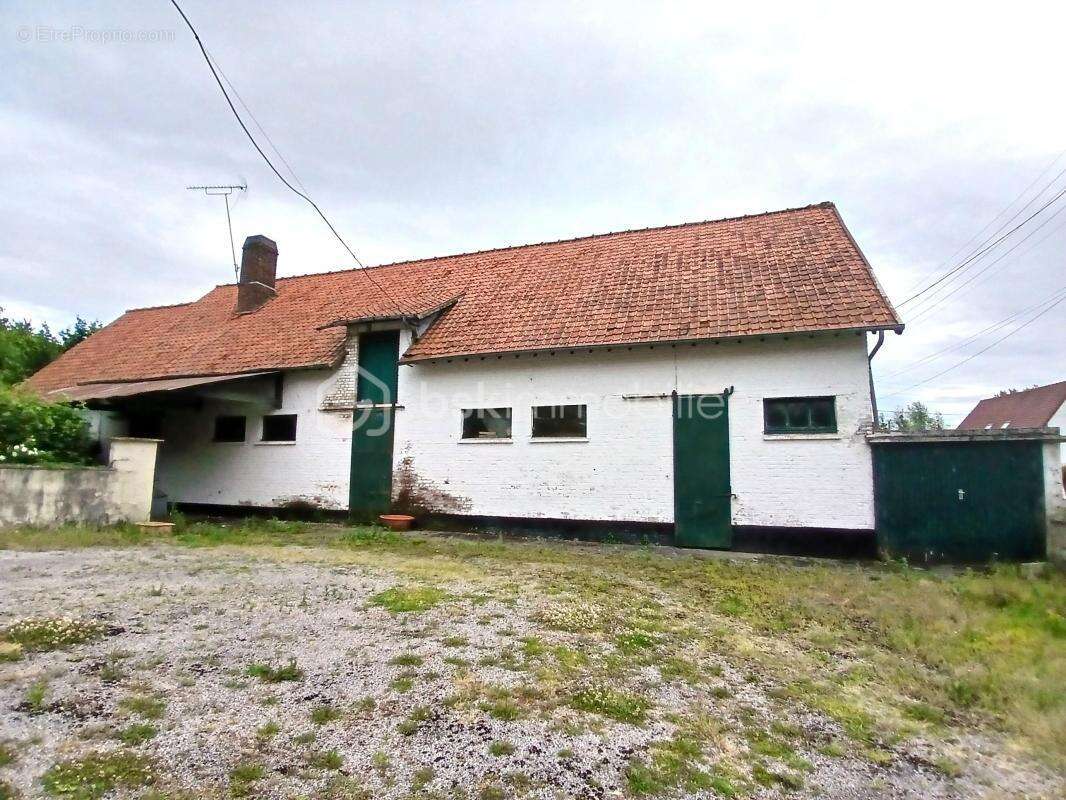 Maison à QUOEUX-HAUT-MAINIL