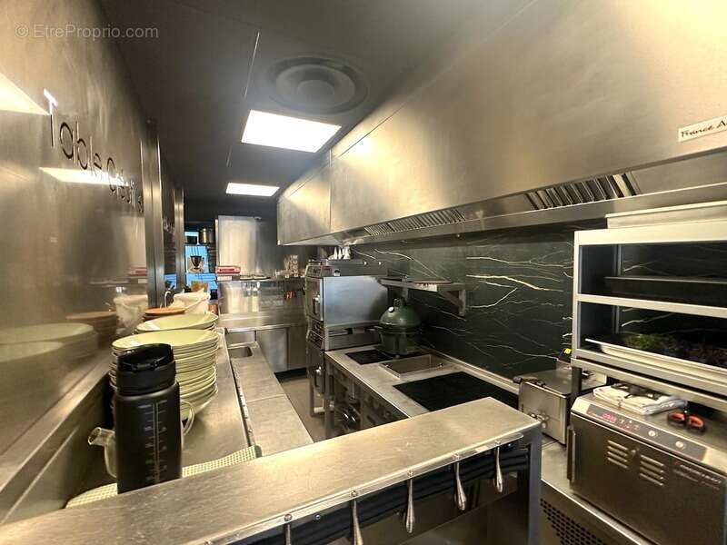 Commerce à ANNECY-LE-VIEUX