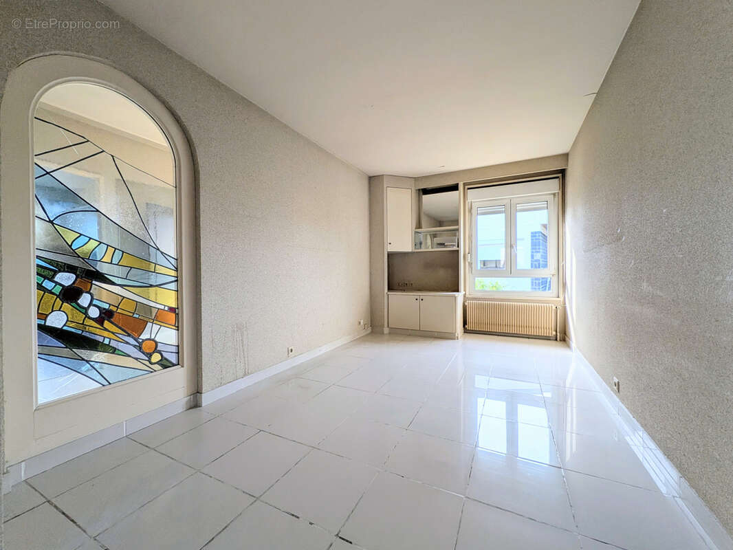 Maison à JARVILLE-LA-MALGRANGE