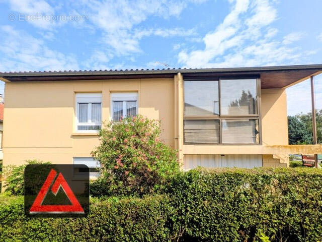 Maison à JARVILLE-LA-MALGRANGE