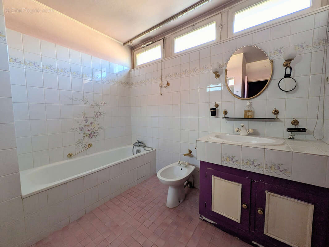 Maison à JARVILLE-LA-MALGRANGE