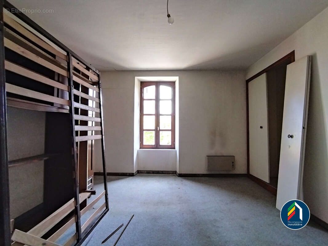 Maison à SAINTE-FLORENCE