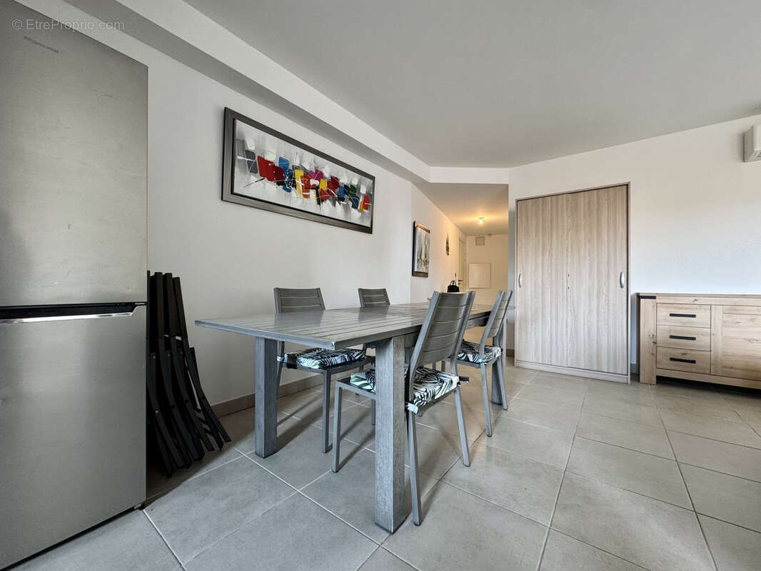 Appartement à LA LONDE-LES-MAURES