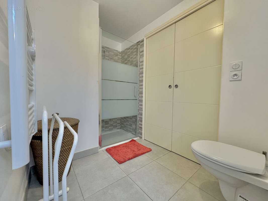 Appartement à LA LONDE-LES-MAURES