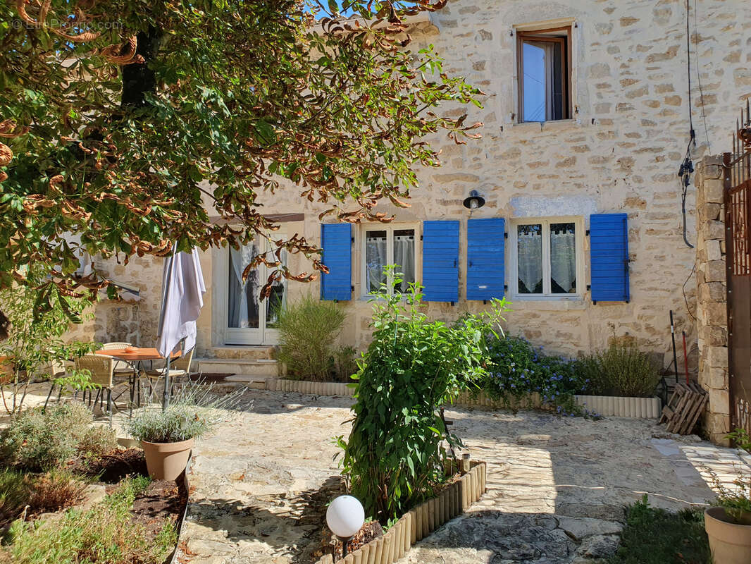 Maison à CORNILLON