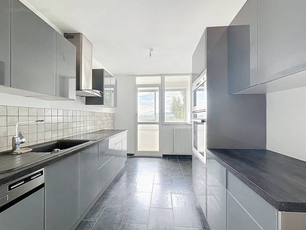 Appartement à LYON-5E