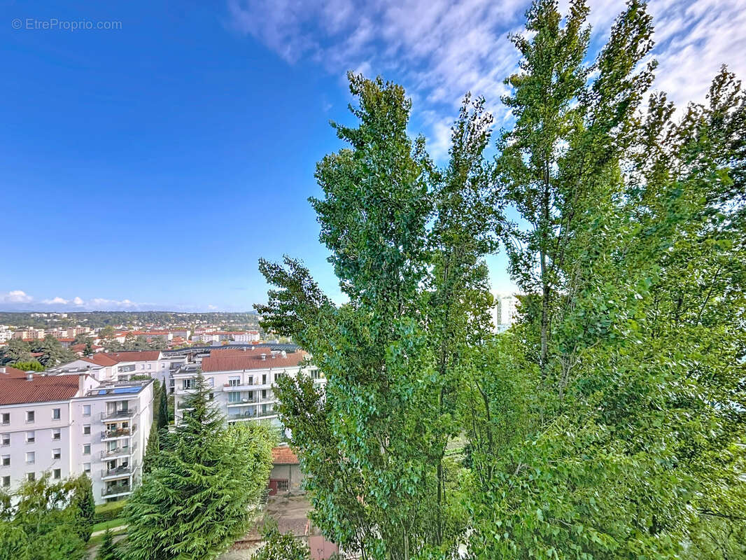 Appartement à LYON-5E