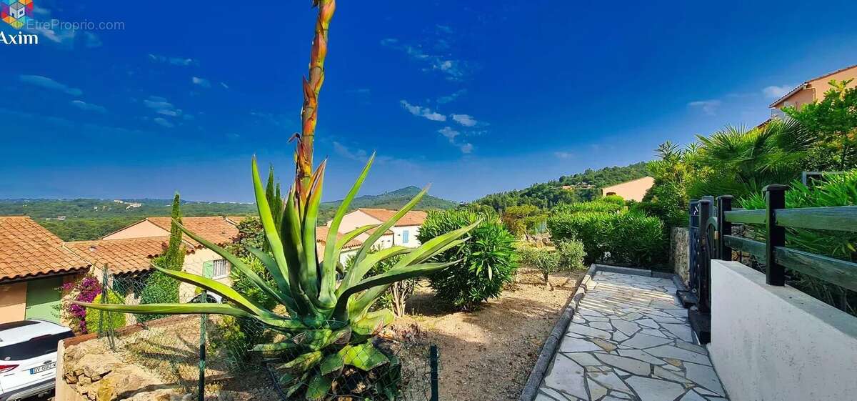 Maison à SAINT-RAPHAEL