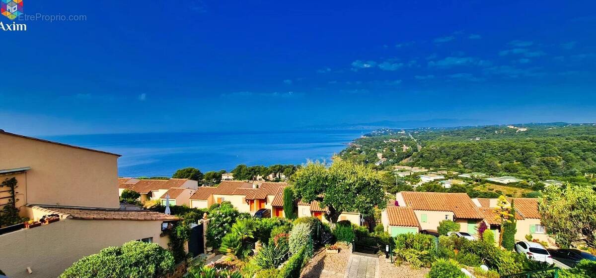 Maison à SAINT-RAPHAEL