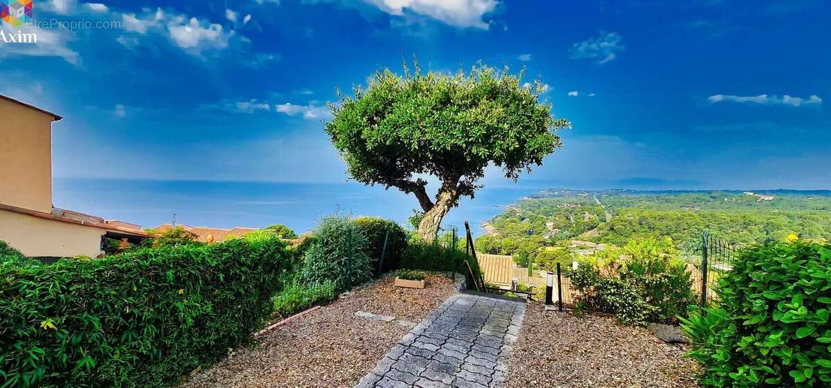 Maison à SAINT-RAPHAEL